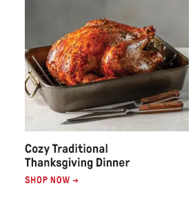 Cozy Traditional Thanksgiving Dinner