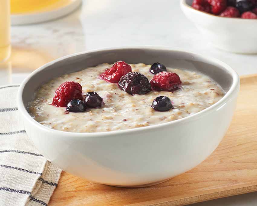 Steel-Cut Oatmeal with Red Quinoa | Breakfast Delivery | Yelloh